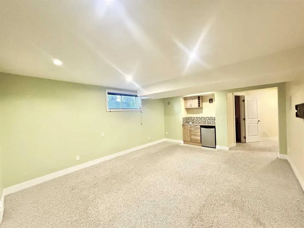13 Tuscany Ridge Mews NW