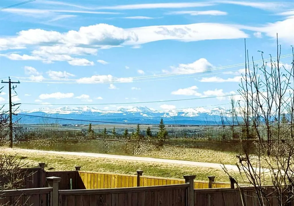 13 Tuscany Ridge Mews NW