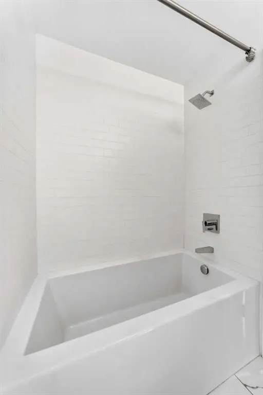 3130 Thirsk Street NW #410