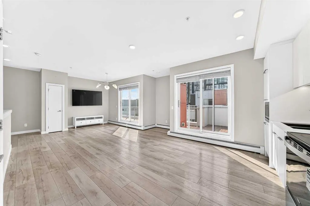 3130 Thirsk Street NW #410