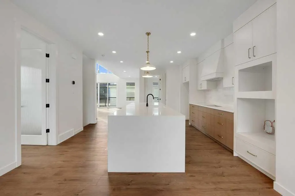 203 Harmony Circle