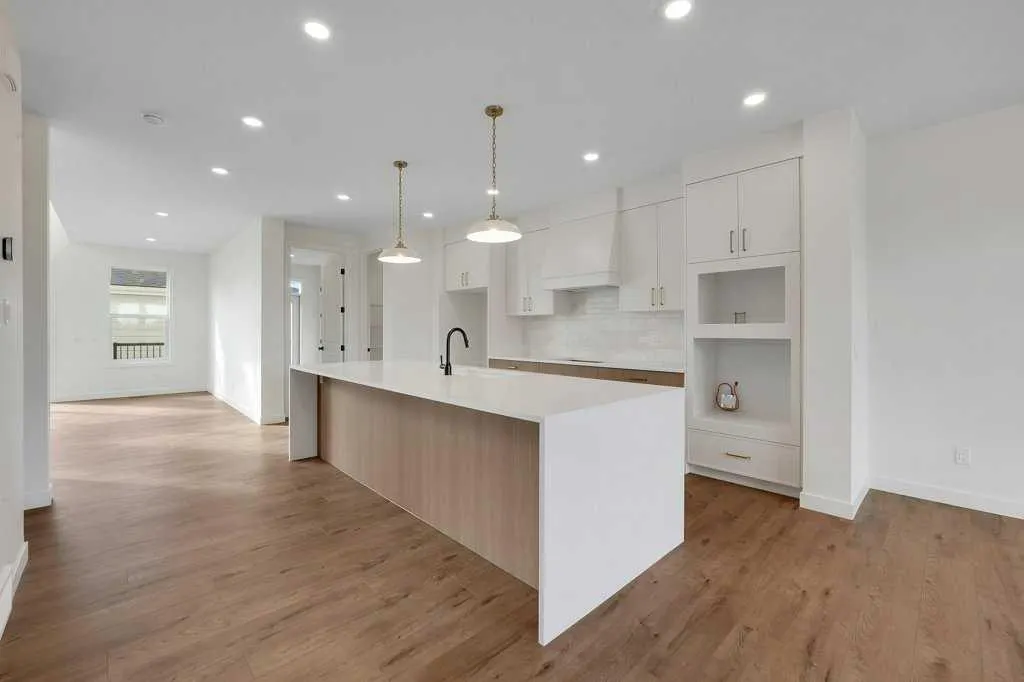 203 Harmony Circle