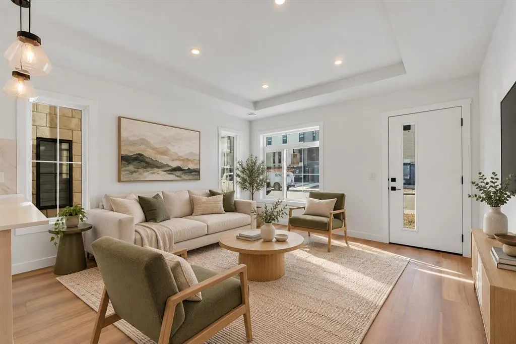 156 Park Street #203