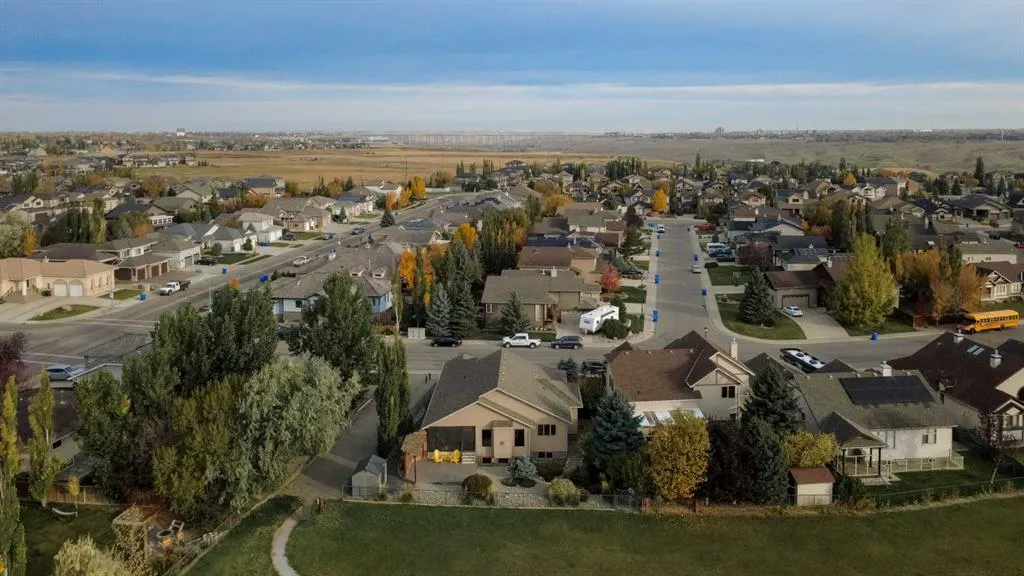 4 Canyoncrest Point W
