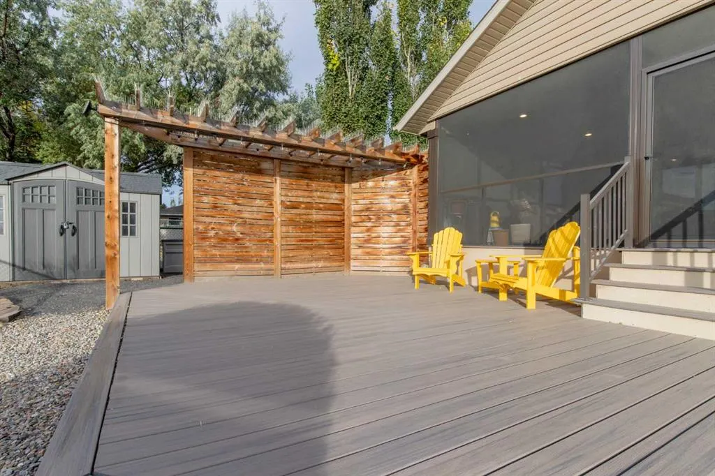 4 Canyoncrest Point W