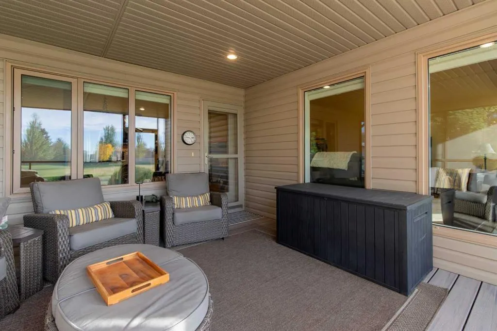 4 Canyoncrest Point W