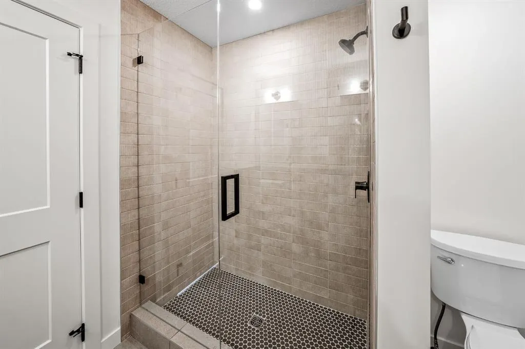 10 Cascade Ridge #204