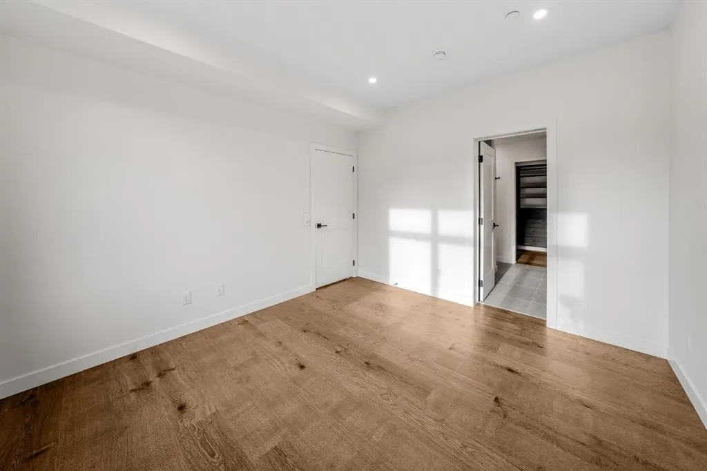 10 Cascade Ridge #204