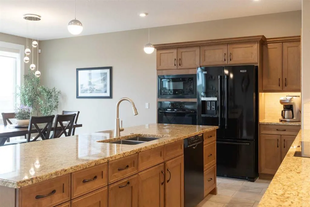 26 Palisades Lane NE