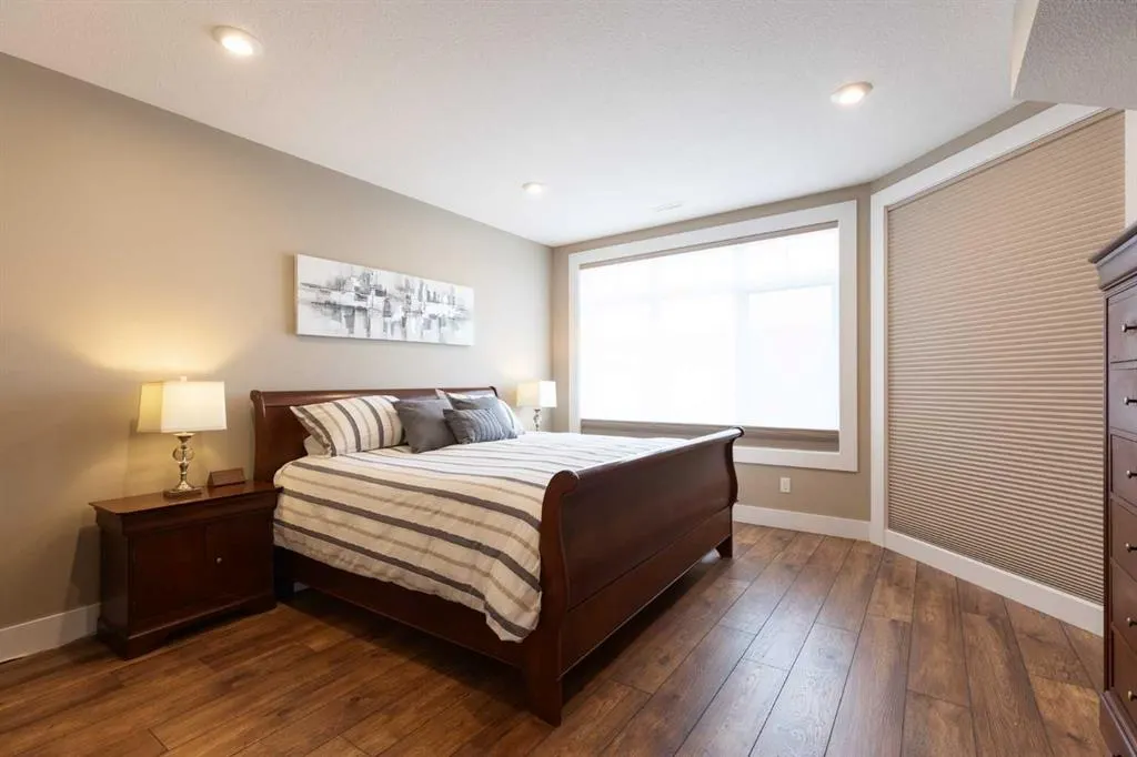 26 Palisades Lane NE