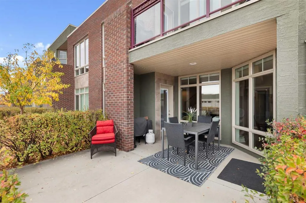 26 Palisades Lane NE