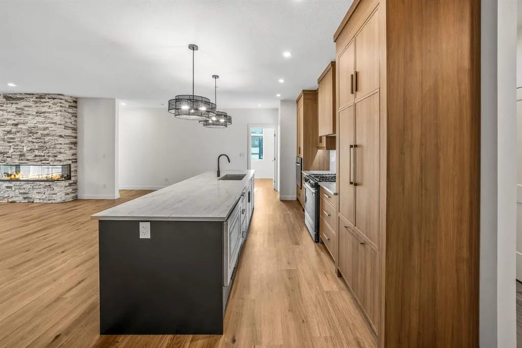 10 Cascade Ridge #310