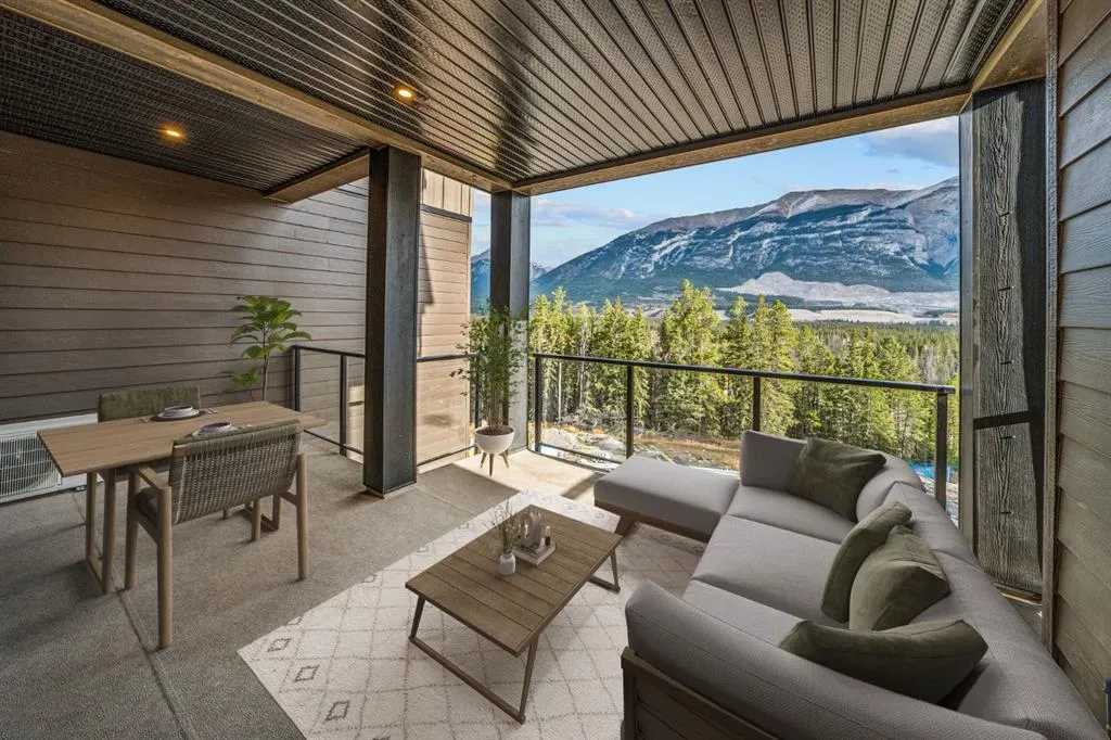10 Cascade Ridge #310