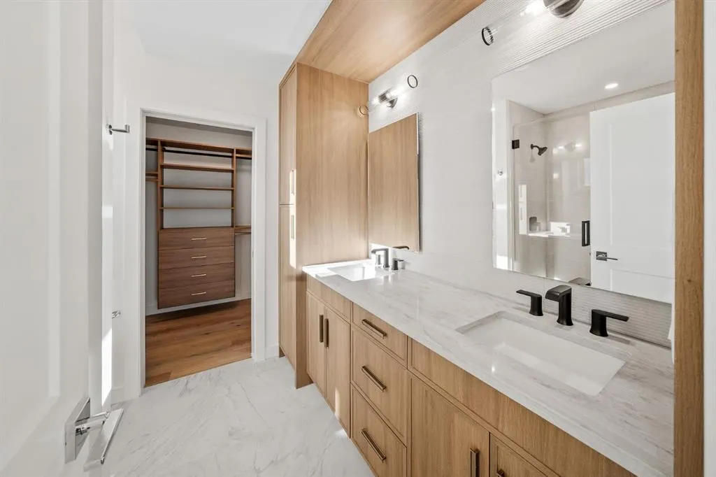 10 Cascade Ridge #310