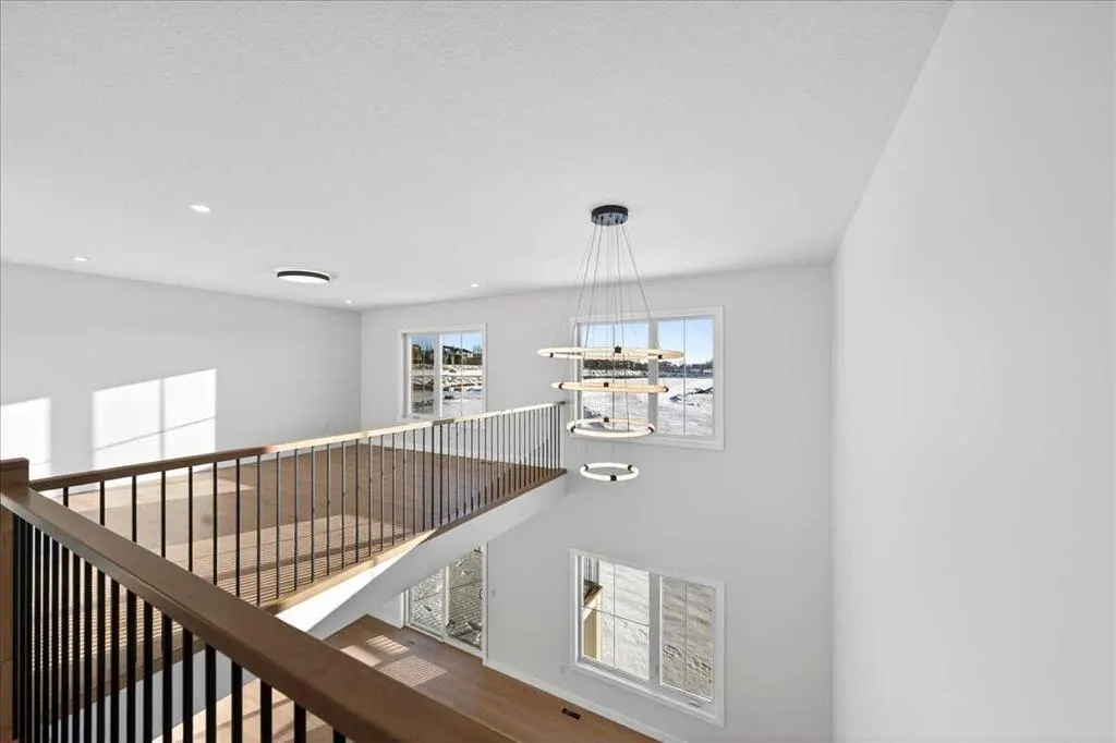 7 Lakewood Way
