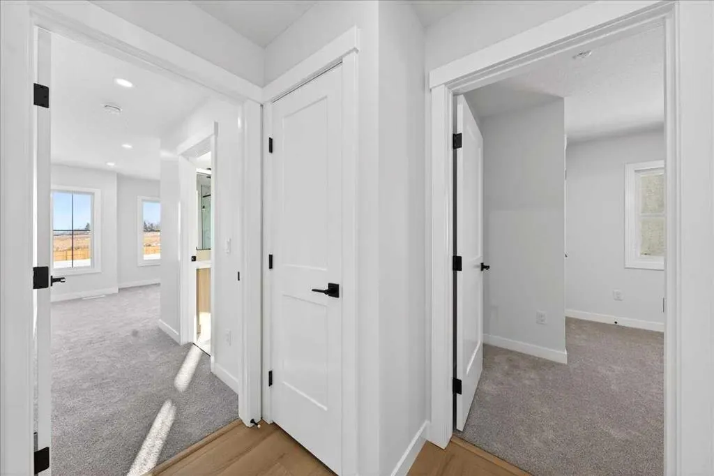 7 Lakewood Way