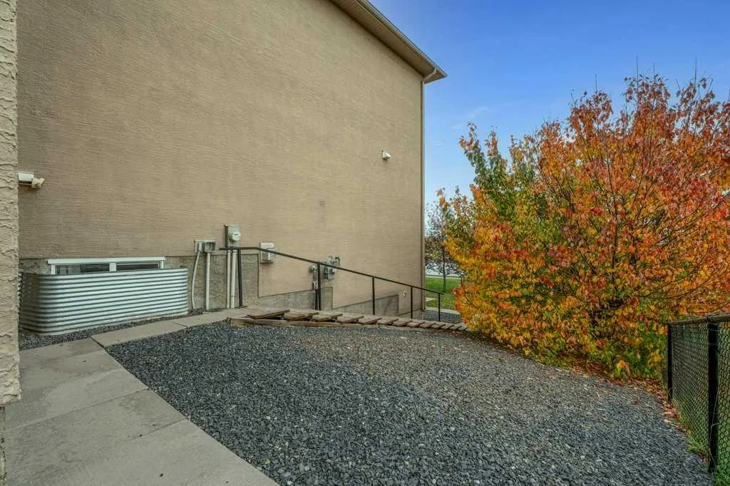 303 Lakeside Greens Drive