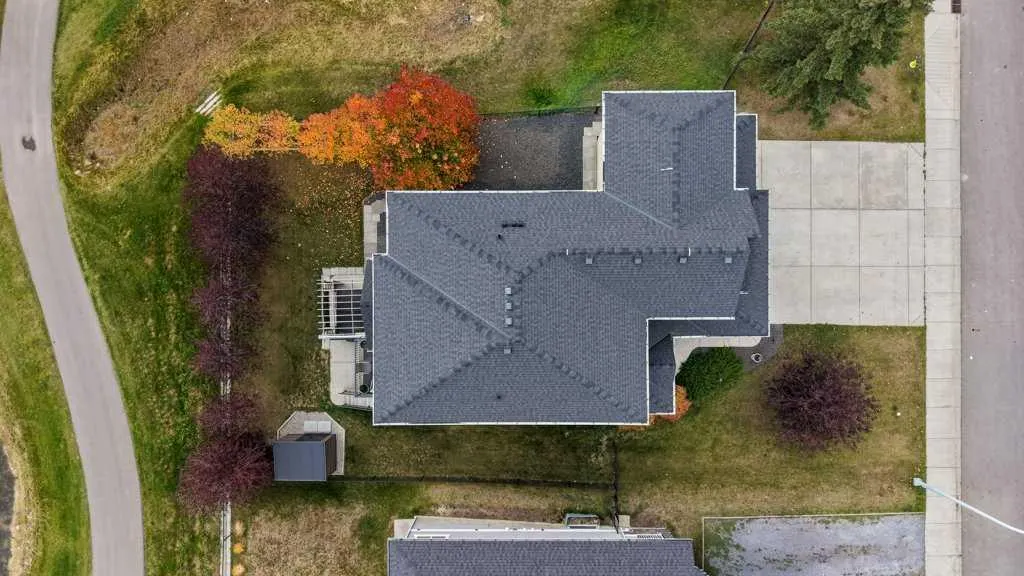 303 Lakeside Greens Drive