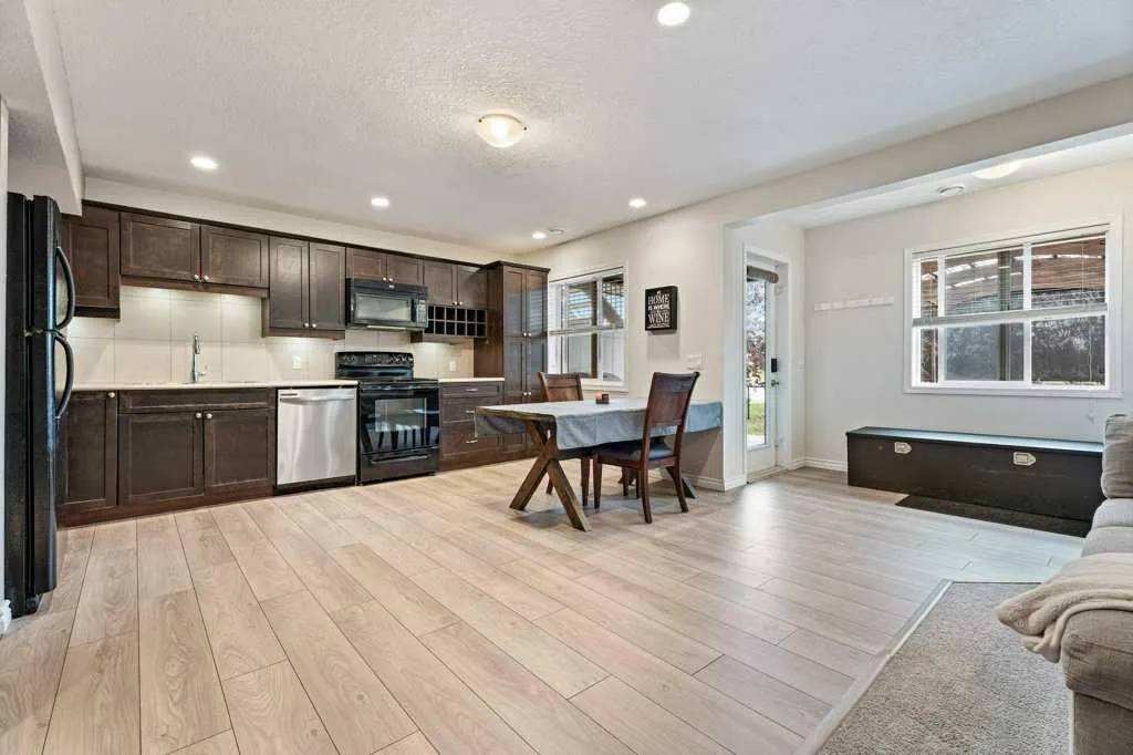 303 Lakeside Greens Drive