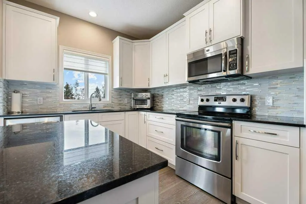 303 Lakeside Greens Drive