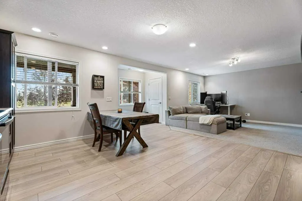 303 Lakeside Greens Drive