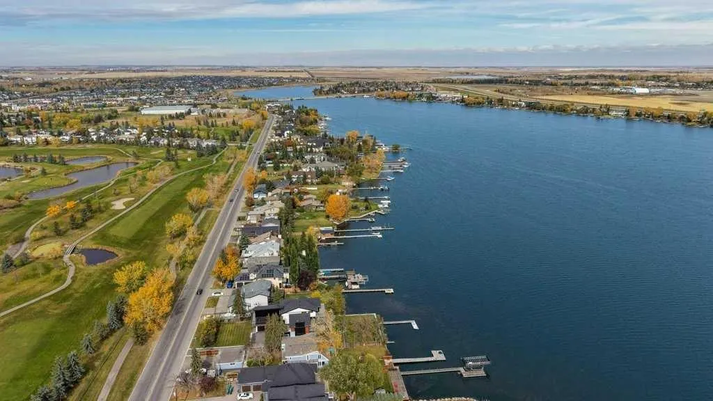 303 Lakeside Greens Drive