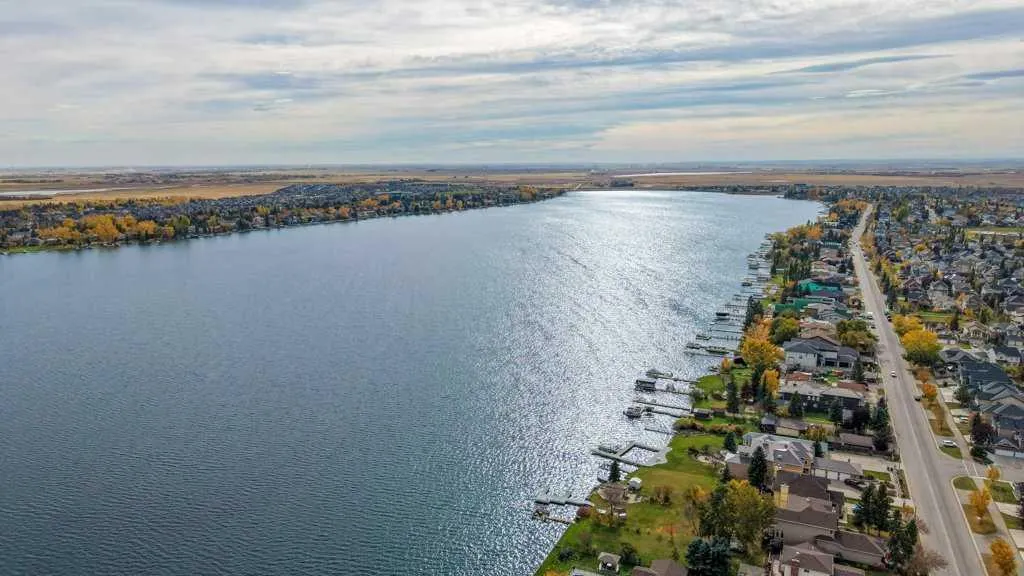 303 Lakeside Greens Drive