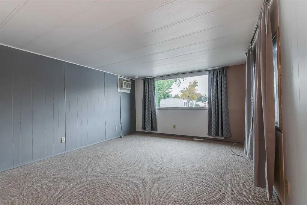 4000 13 Avenue SE #64