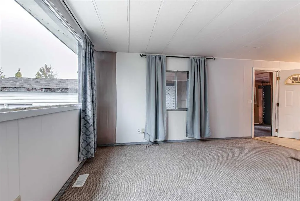 4000 13 Avenue SE #64