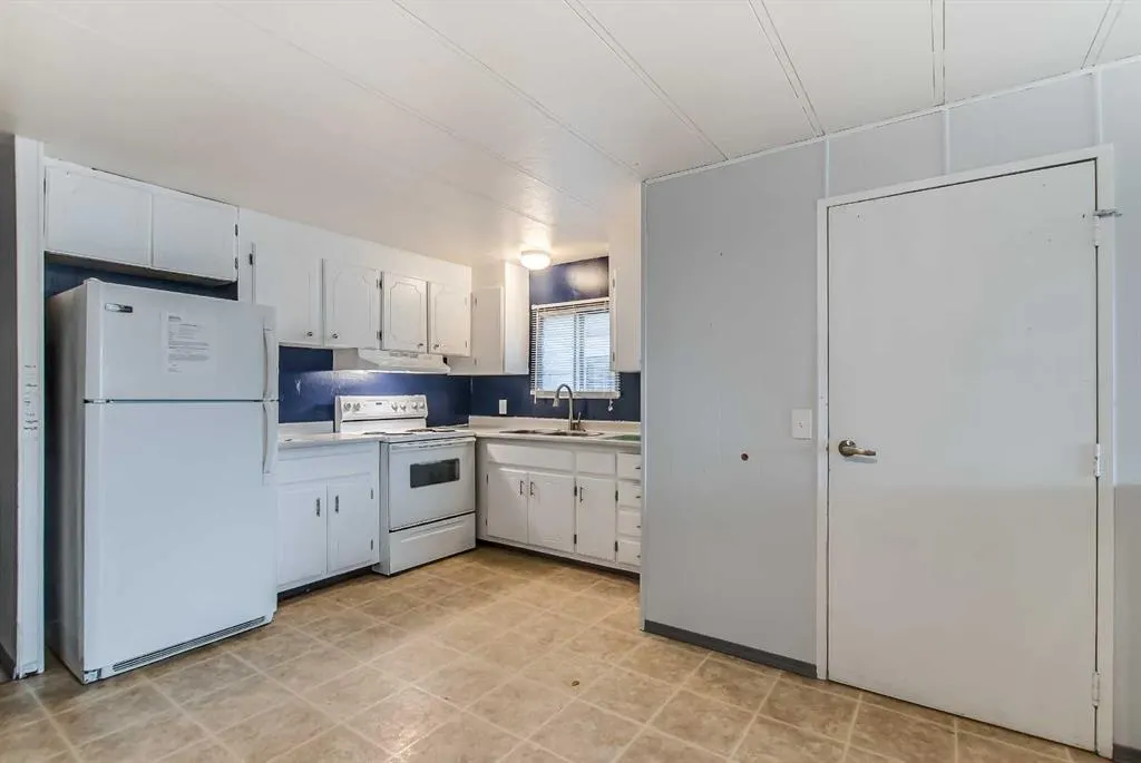 4000 13 Avenue SE #64