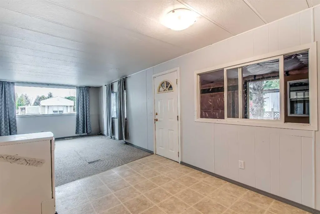 4000 13 Avenue SE #64