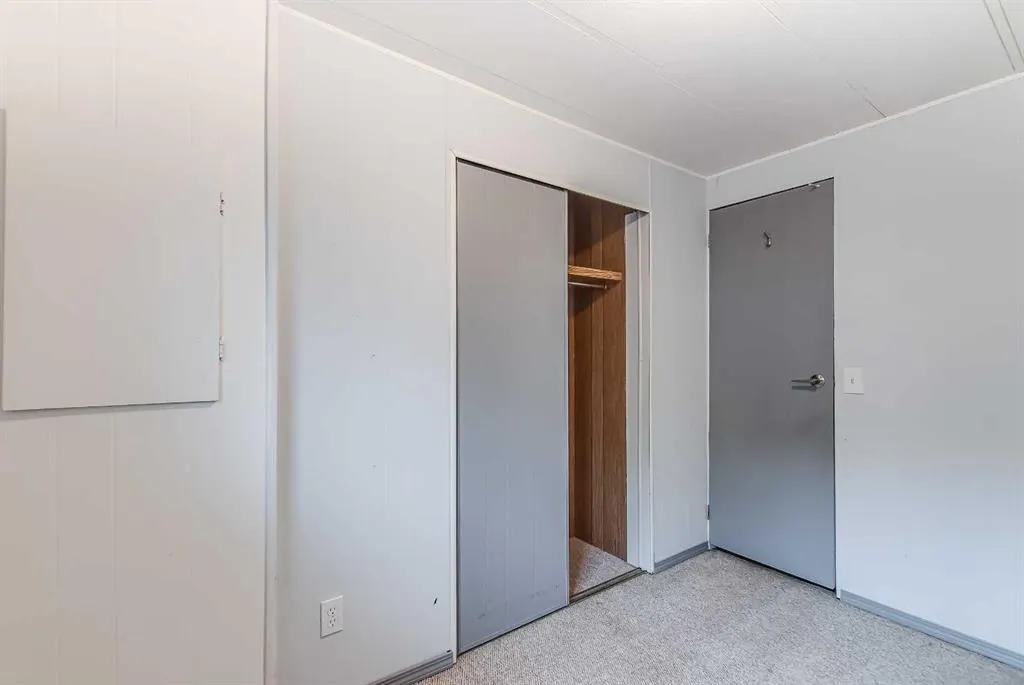 4000 13 Avenue SE #64