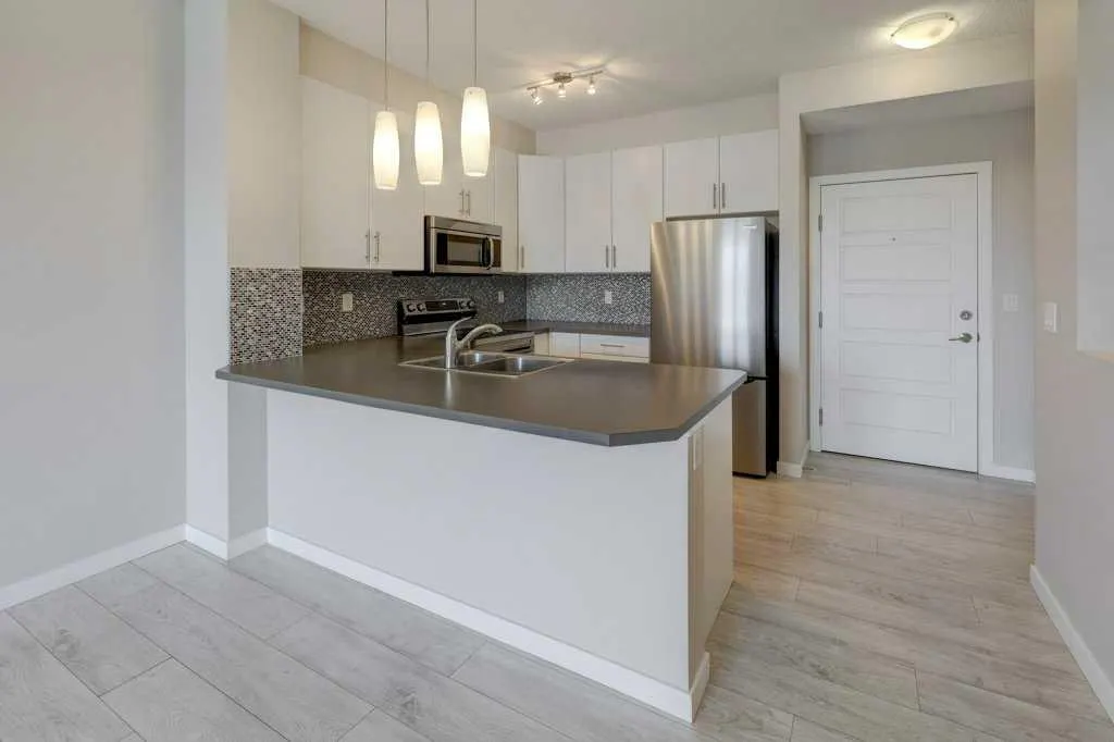 207 Sunset Drive #307