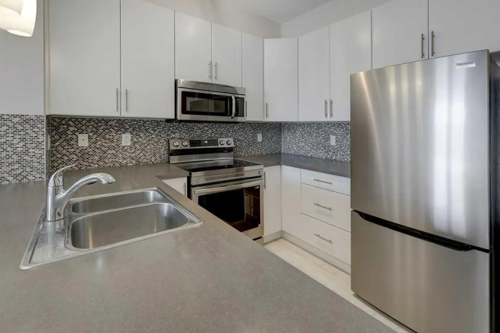 207 Sunset Drive #307