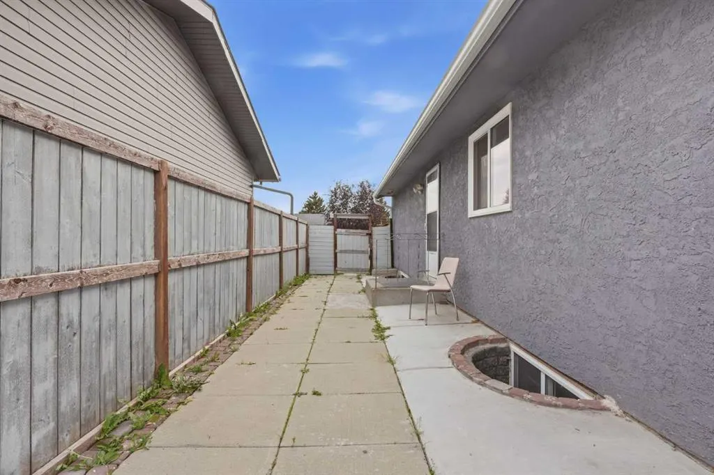 188 Maitland Drive NE