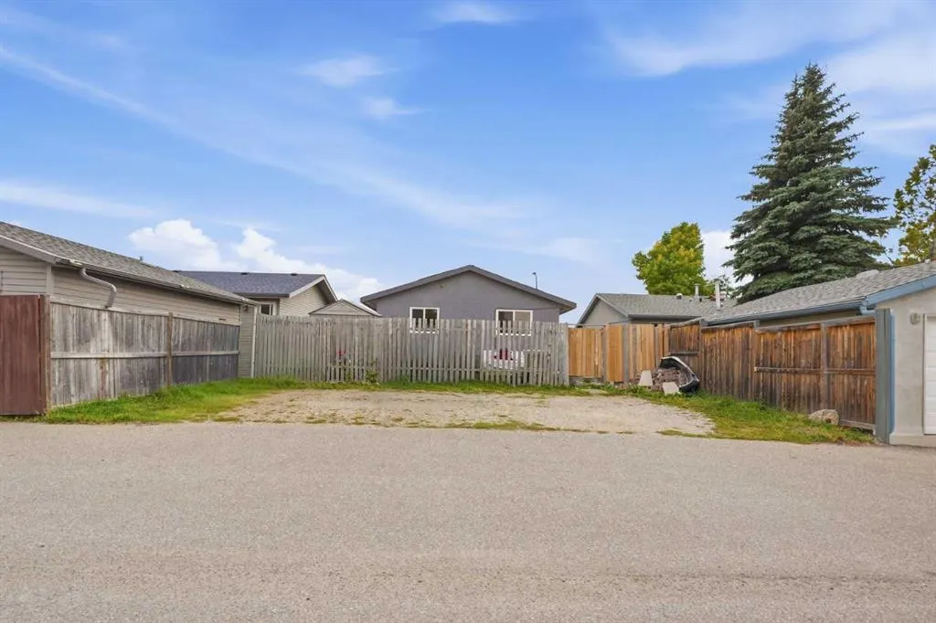 188 Maitland Drive NE