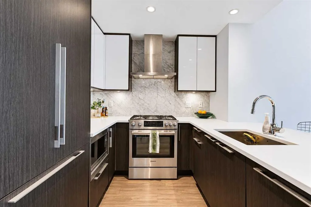 930 16 Avenue SW #1601