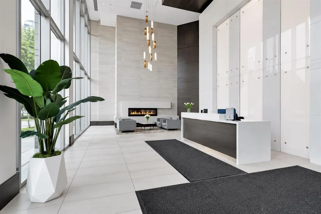 930 16 Avenue SW #1601
