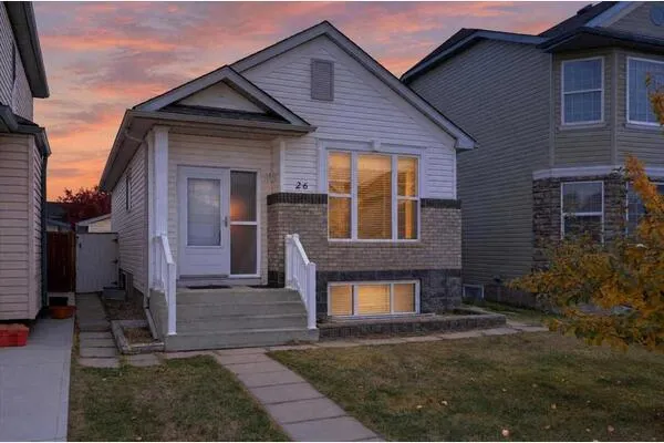 26 Saddlemead Way NE