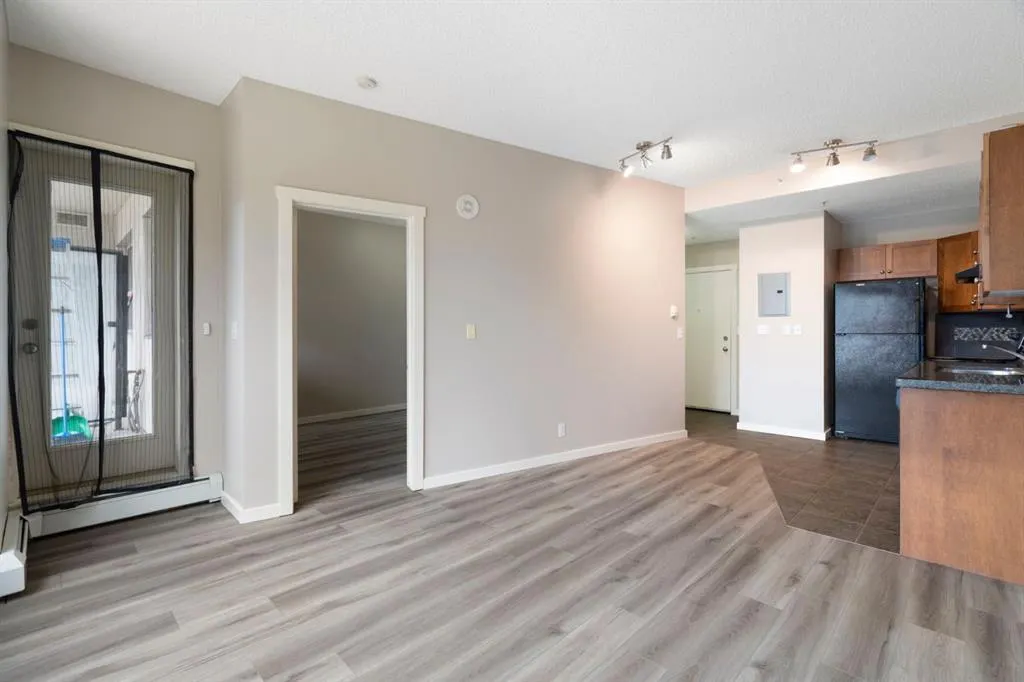 1053 10 Street SW #306