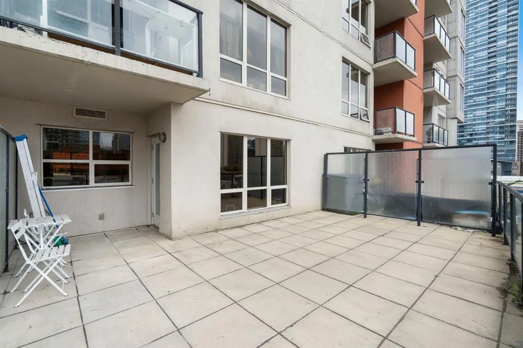 1053 10 Street SW #306