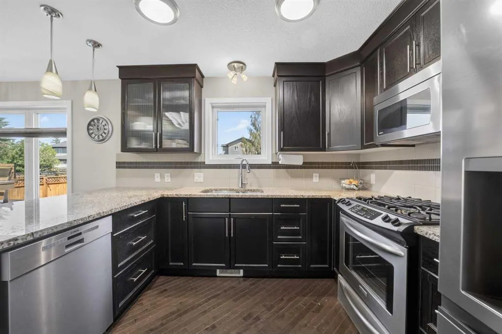 759 Stonehaven Drive