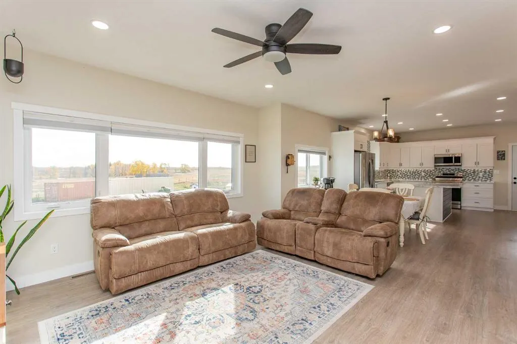 29009 Township Road 350