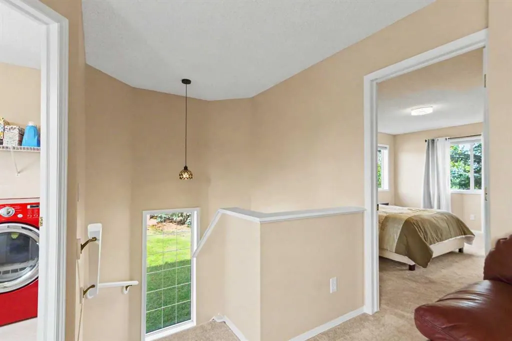 436 Rocky Ridge Bay NW