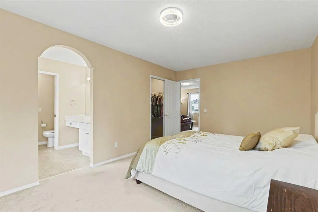 436 Rocky Ridge Bay NW
