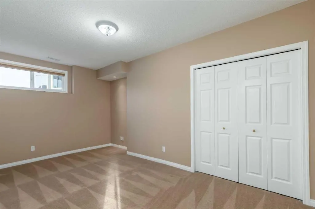 118 Gleneagles View