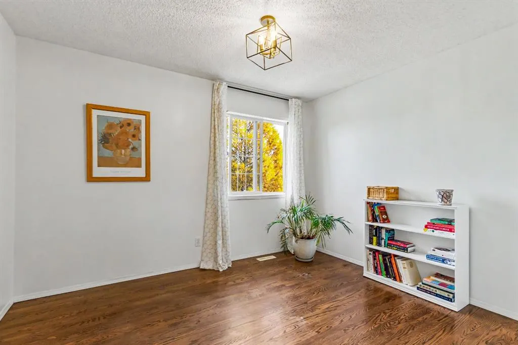 18603 Chaparral Manor SE