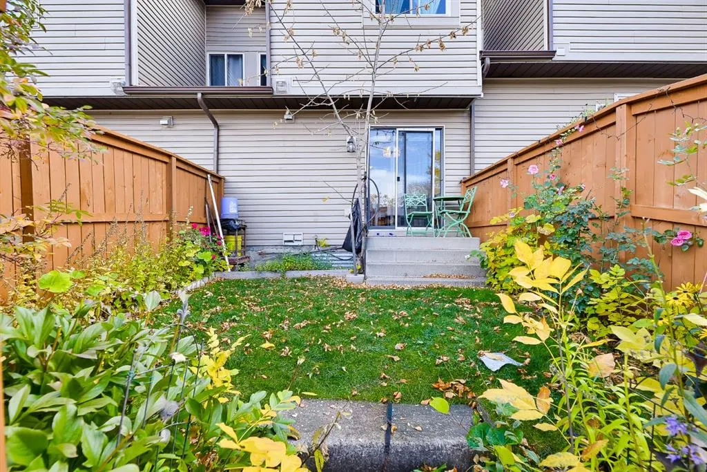 56 Falshire Terrace NE