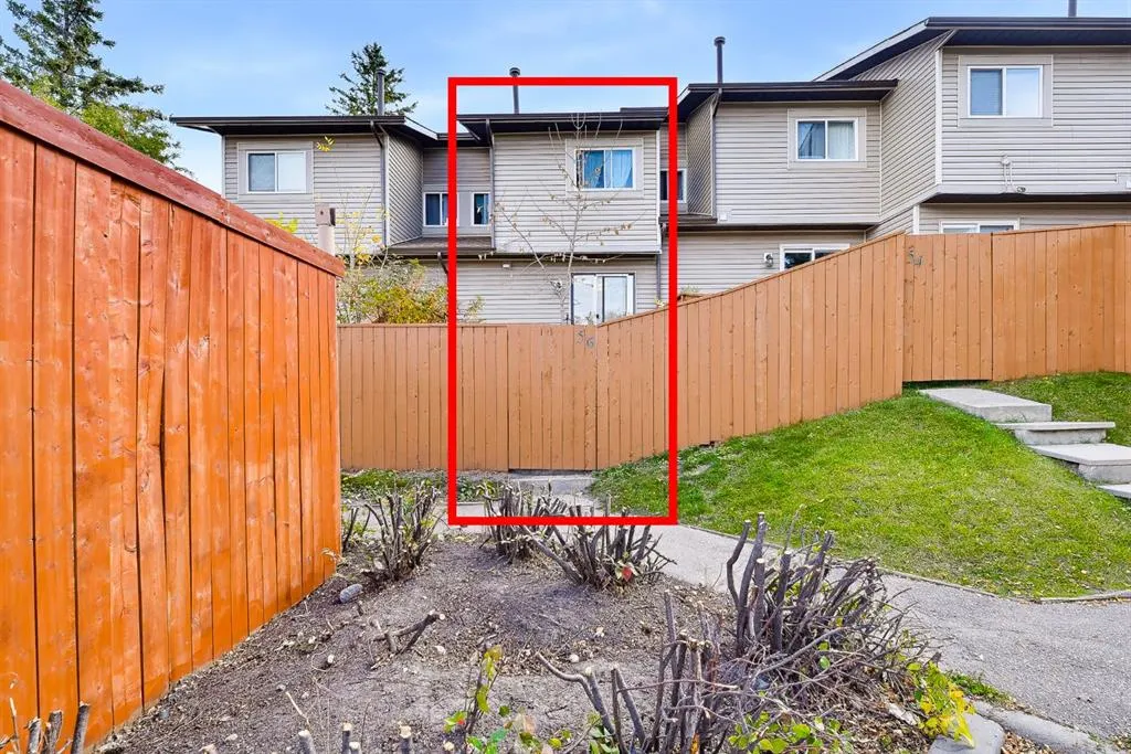 56 Falshire Terrace NE