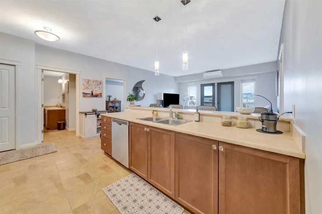 4102 69 Avenue #203